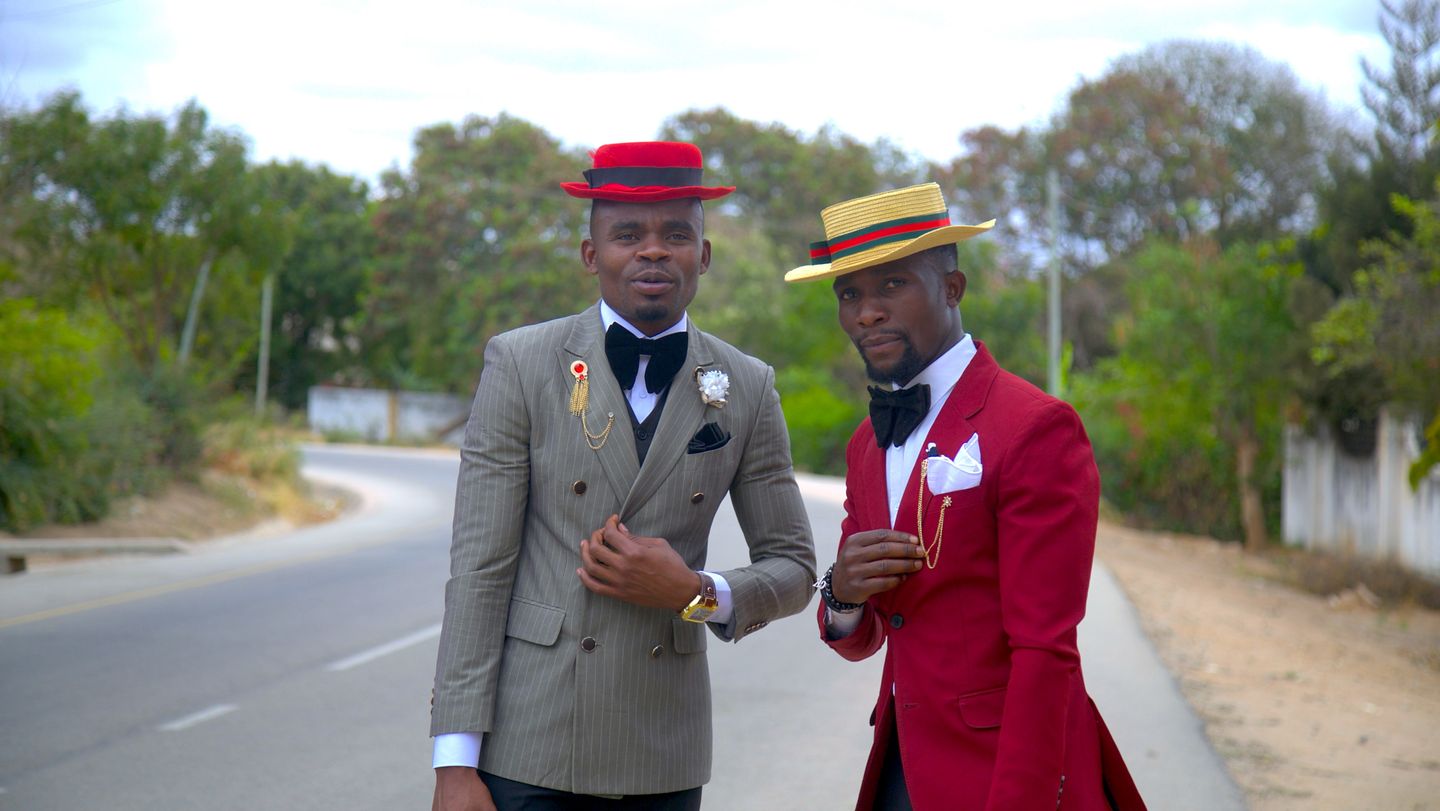'Best-dressed' hawkers turning heads in Tanzania