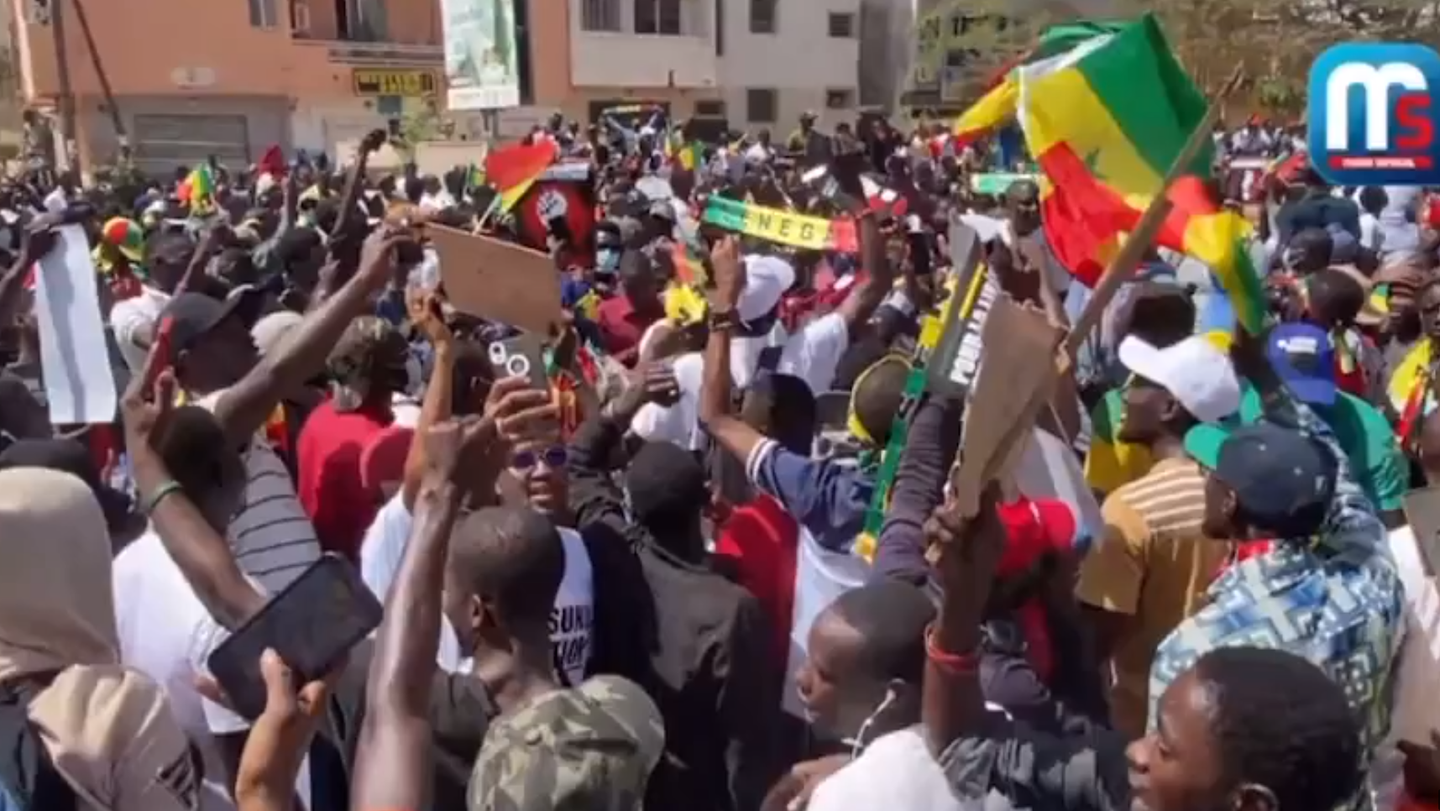 Senegal Elections: Thousands march in first authorised protests