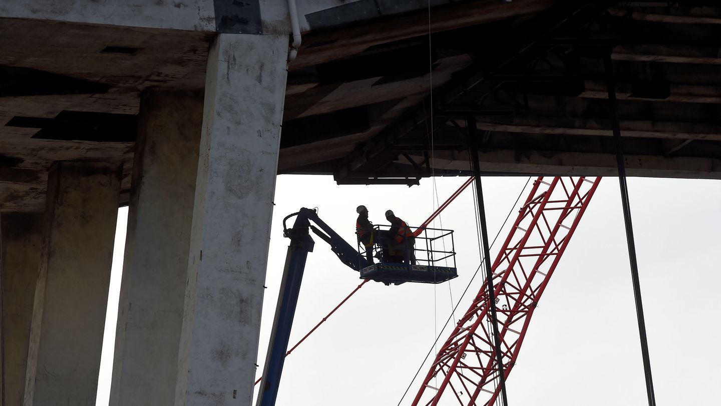 Cement shortage in Zimbabwe stalls government projects
