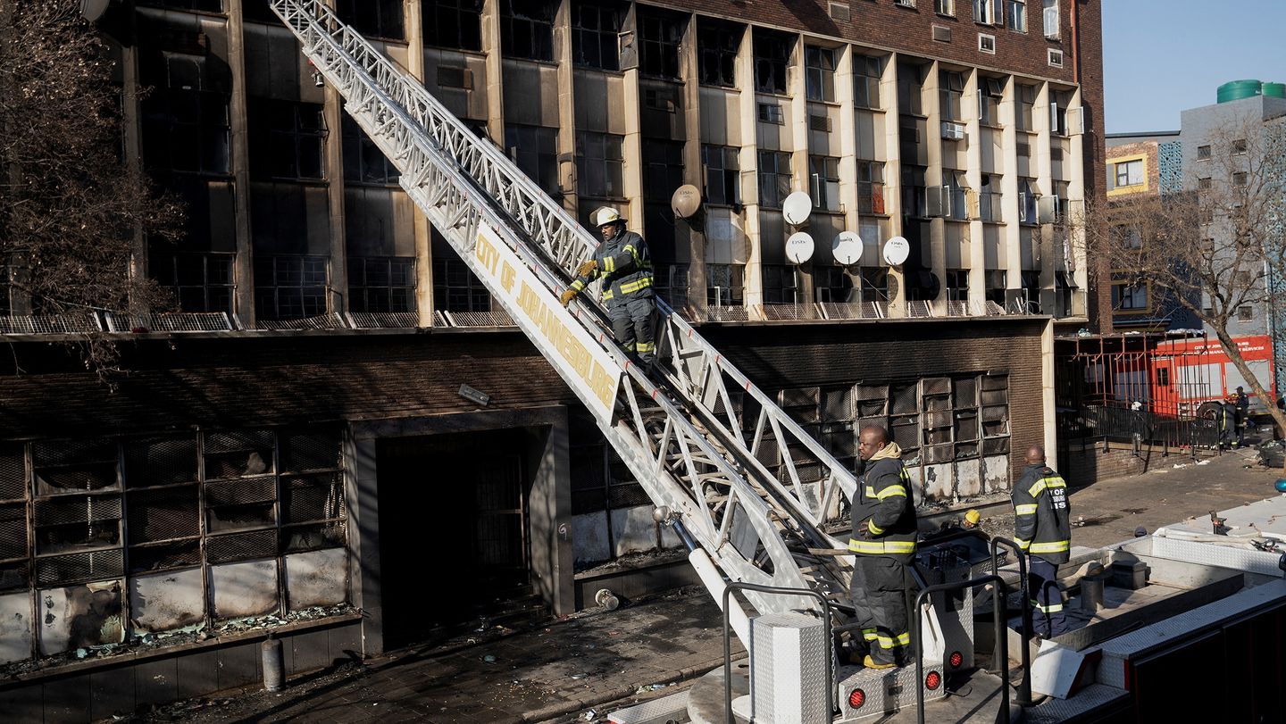 Afrique du Sud: au moins 63 morts dans un incendie à Johannesburg
