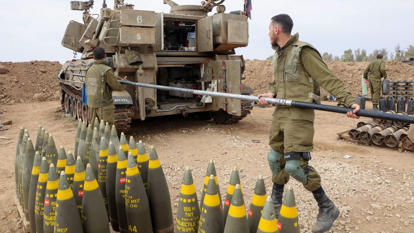 Isra'ila ta kai hare-hare da makaman atilare fiye da 100,000 Zirin Gaza cikin kwana 39