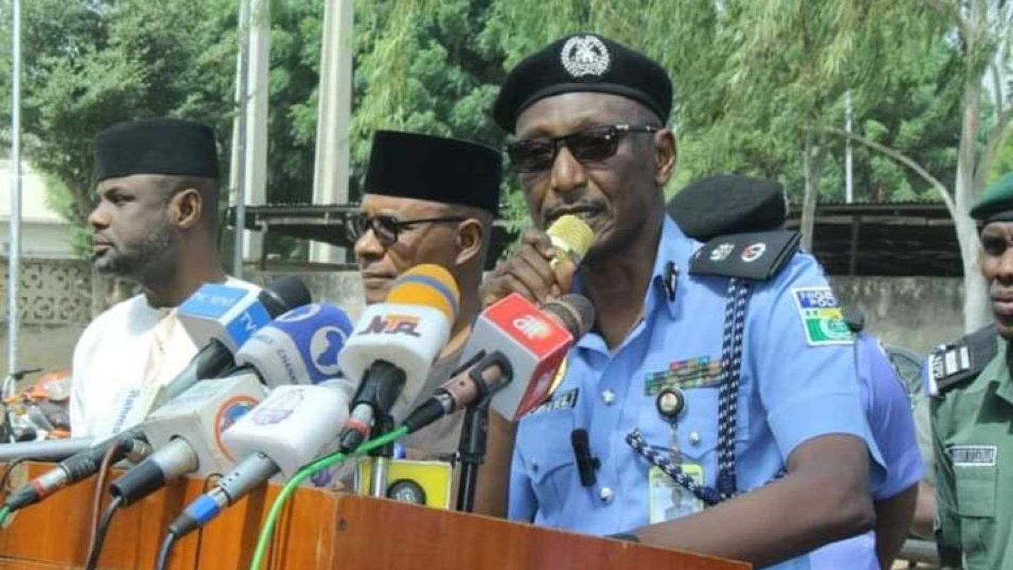 Rundunar ƴan sandan Kano ta kama ƴan daba da sauran masu laifi 120 a wata ɗaya