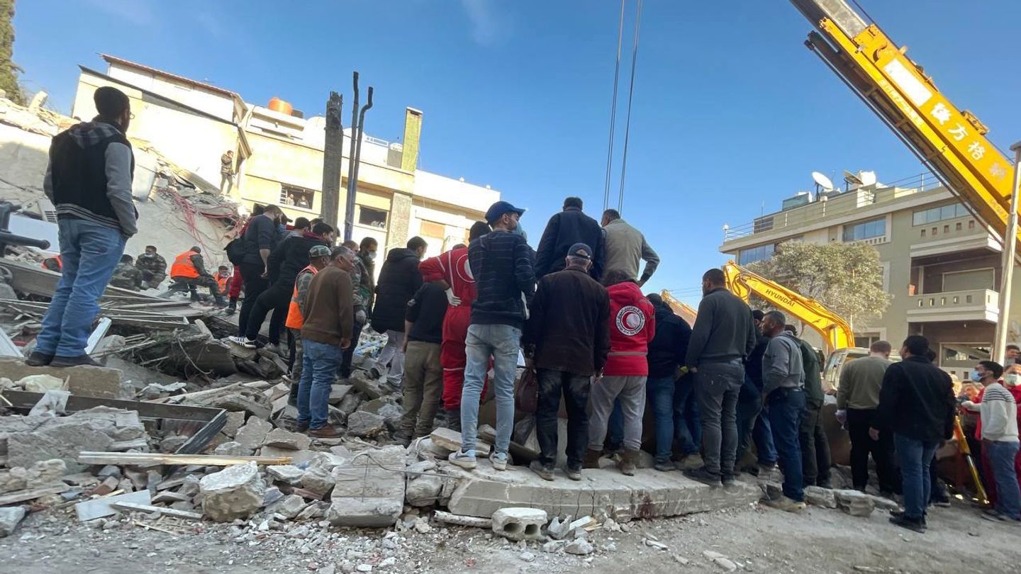 إيران متوعدةً إسرائيل: سنرد على هجوم دمشق في الوقت والمكان المناسبَين