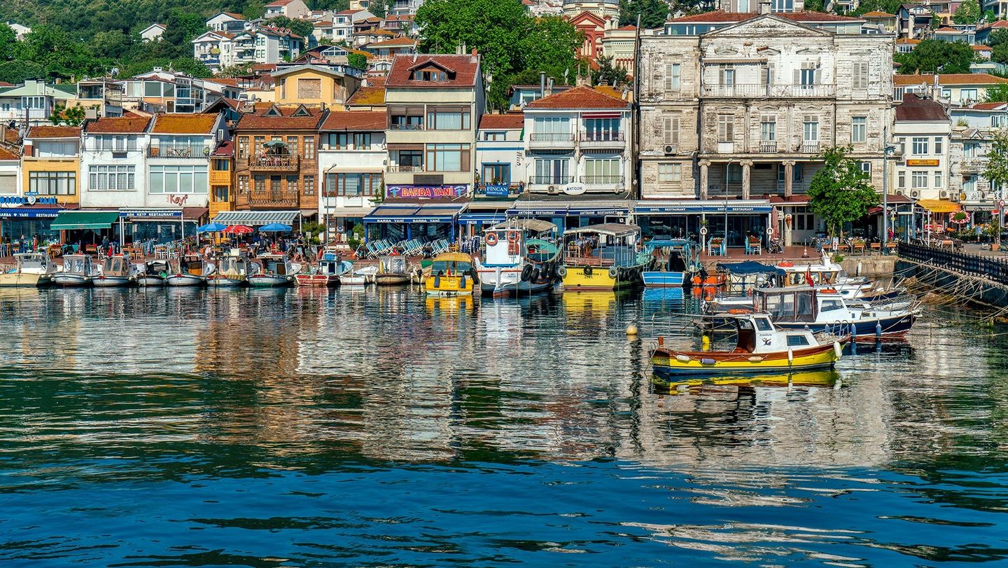 Njihuni me Ishujt e Princit: Një pjesë përrallore e Istanbulit pa makina