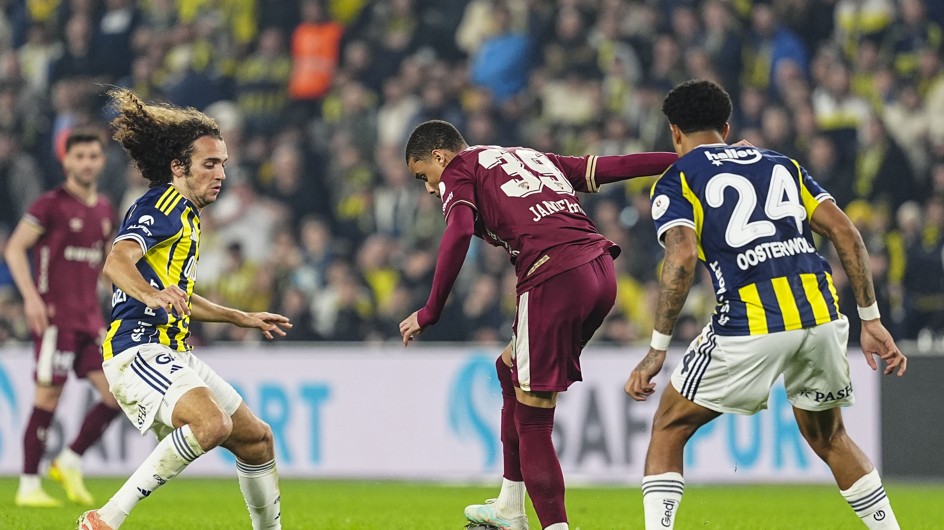 Fenerbahçe, Göztepe'yi konuk edecek