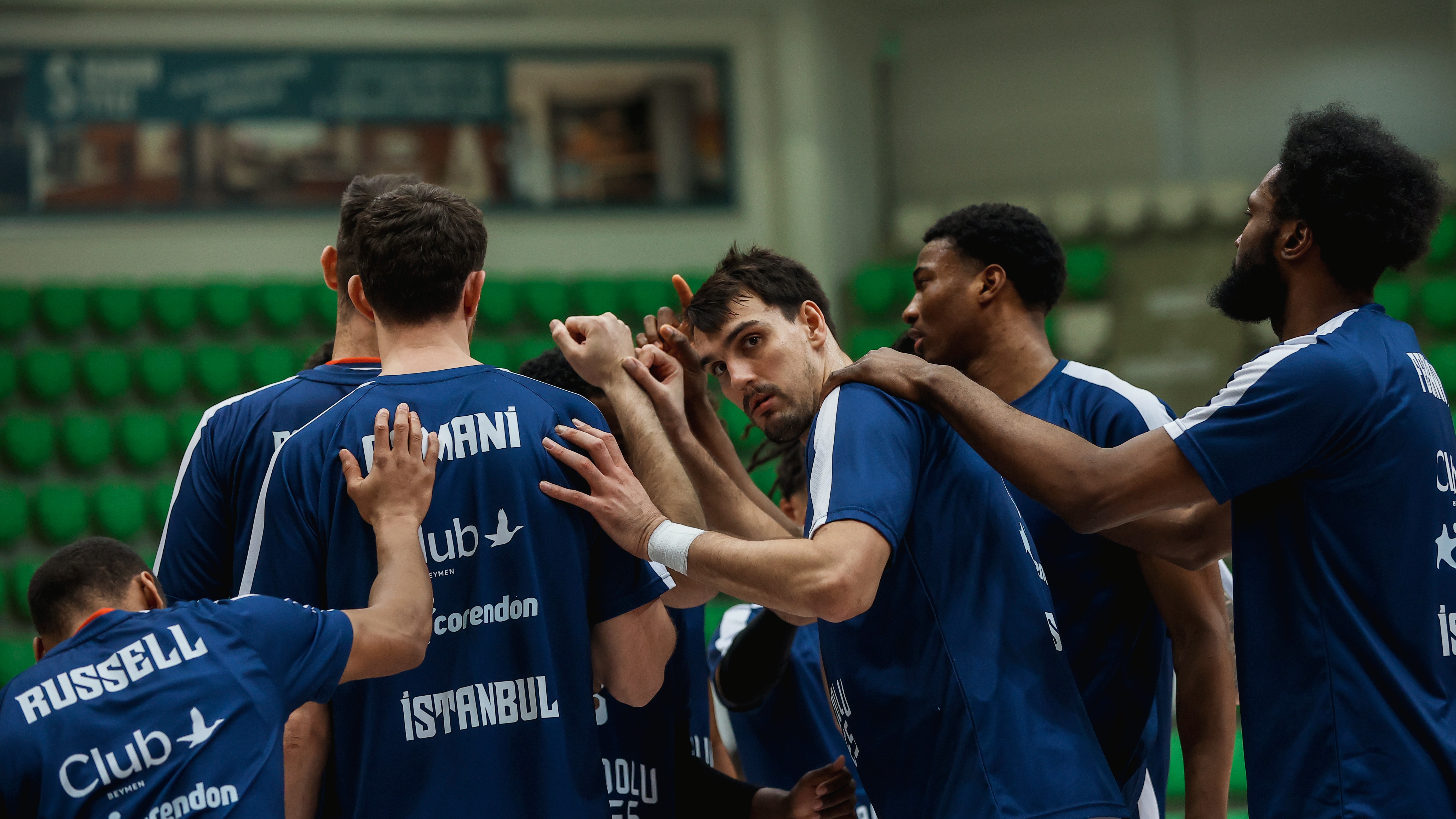 Anadolu Efes Bulgaristan'dan mağlup döndü