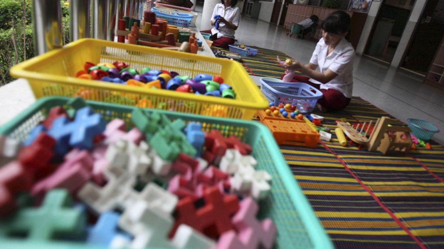 Amazon's new subscription program delivers educational toys - TRT World